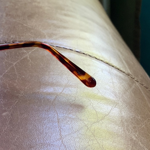 Retro Tommy Hilfiger Glasses - Picture 3 of 8